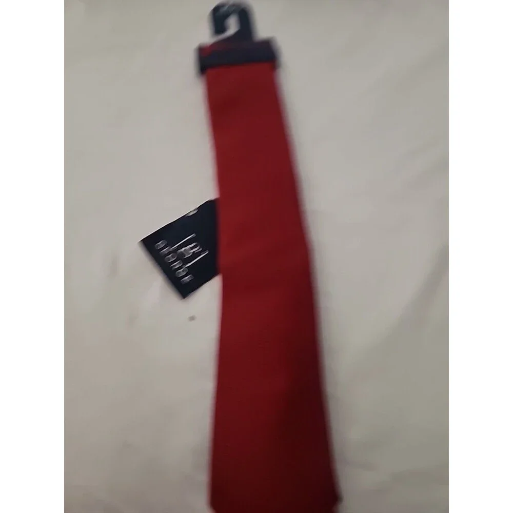 George Mens Red Neck Tie NWT!